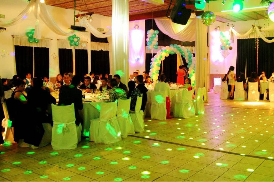 Salón de Fiestas Cristal, ambiente para celebraciones