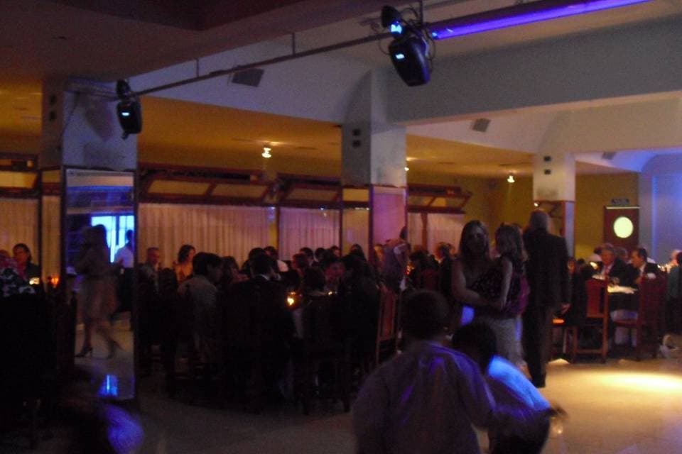 Paco Se Ríe, ambiente para celebraciones