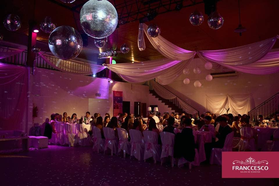 Salón Franccesco, ambiente para celebraciones