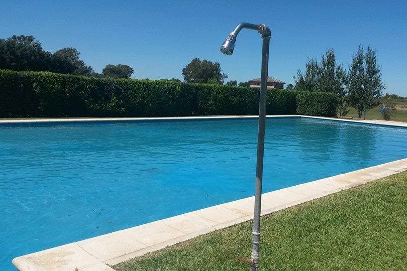 Los Charitos, detalle del espacio