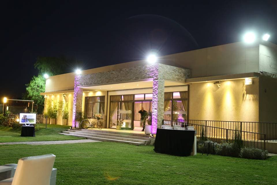 Salón Gran Milazzo Eventos, espacio para eventos en Villa Nueva De Guaymallén