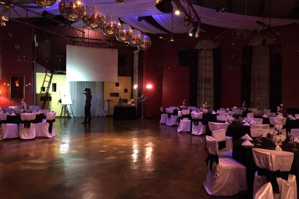 Salón de las Antorchas, espacio para eventos en Moreno