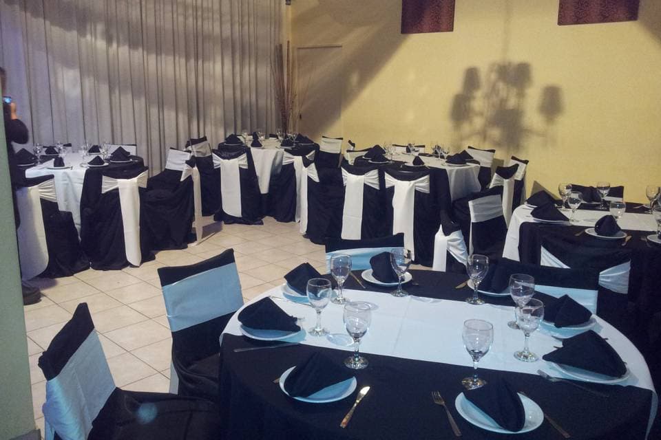 Beverly Hills Eventos, espacio para eventos en Flores