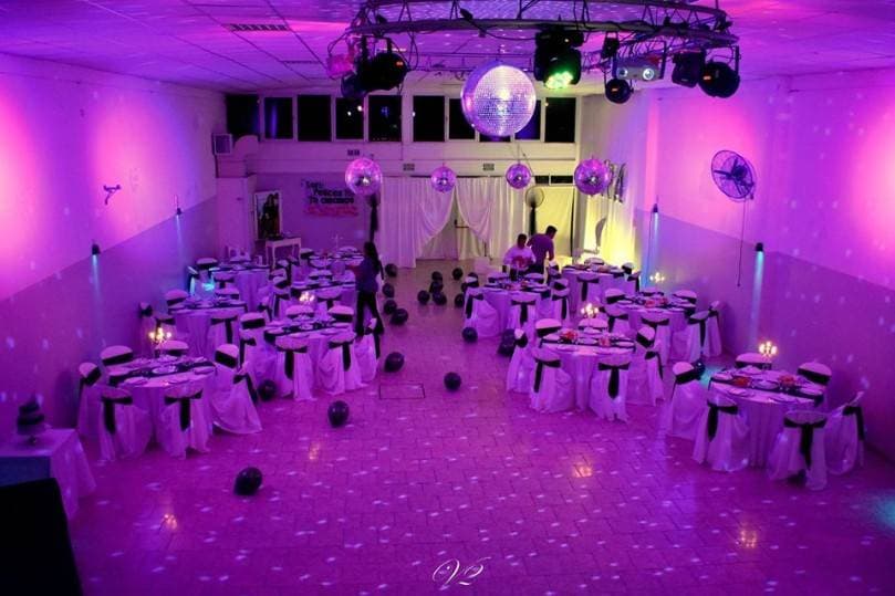 Salón Vía 2 Eventos, ambiente para celebraciones