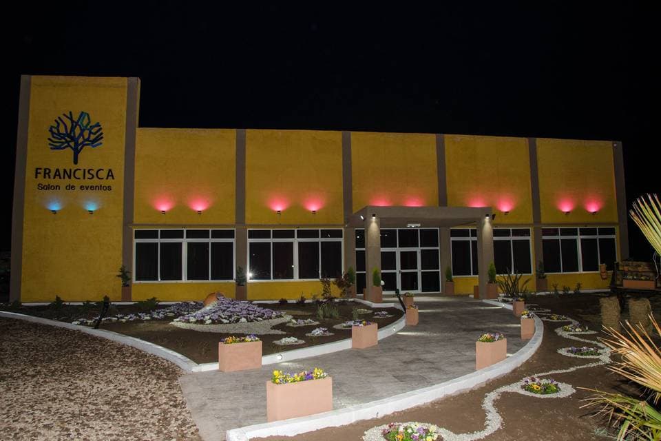 Salón Francisca, espacio para eventos en Colonia López