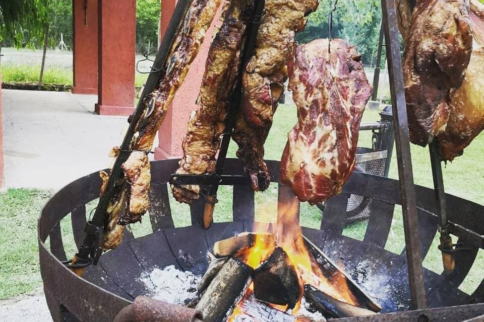 Álamo Intruso, ambiente para celebraciones