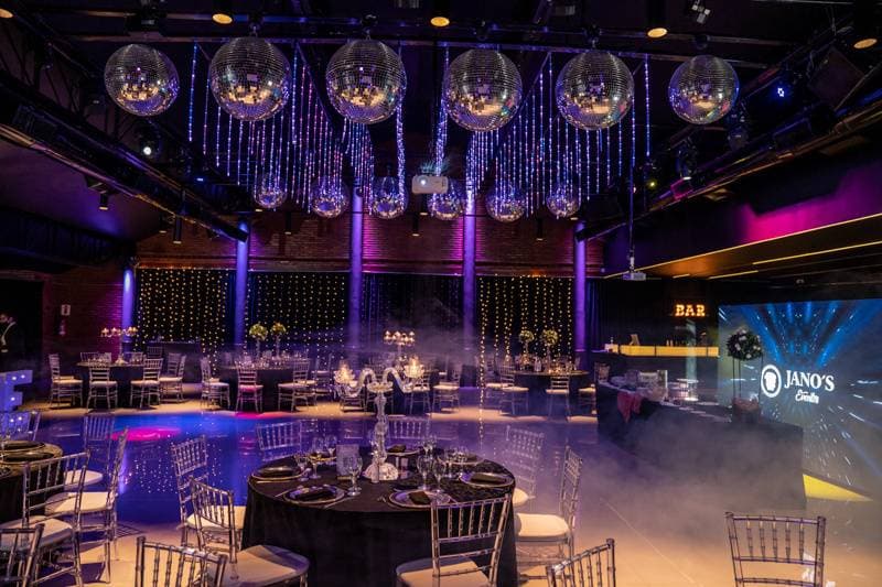 Jano's Martinez, espacio para eventos en Costanera