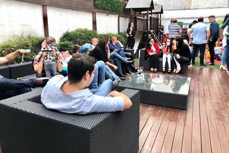 Valentino, ambiente para celebraciones
