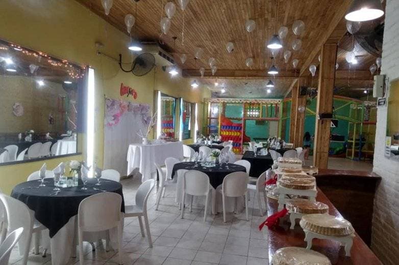 Aurora's Salón de Eventos, espacio para eventos en Rosario