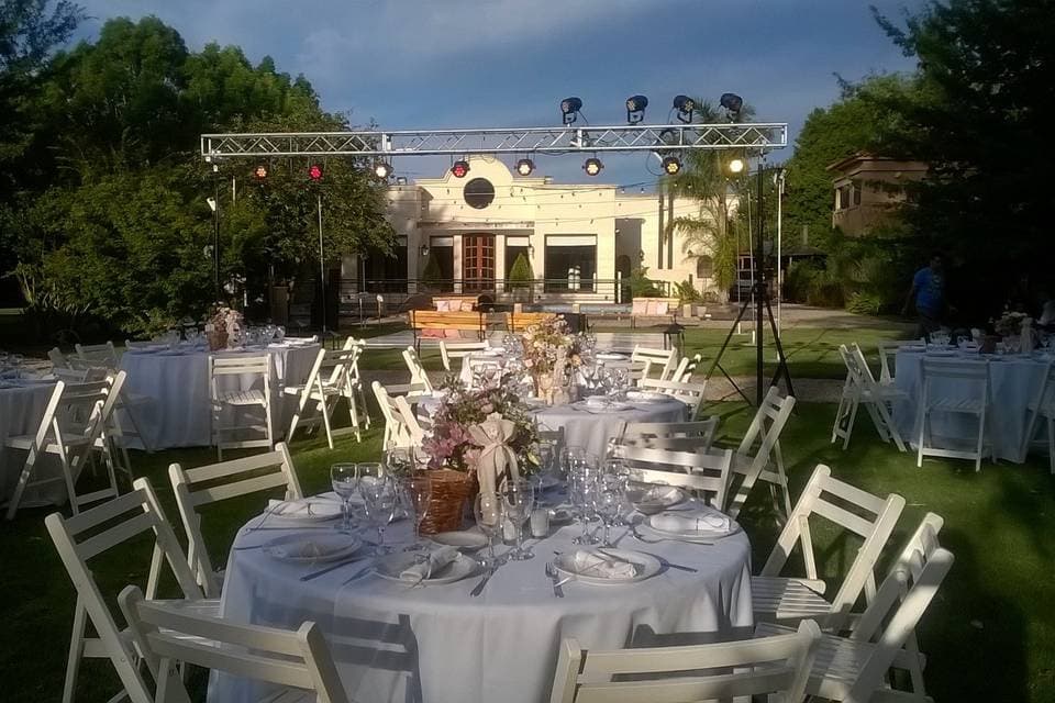 Los Paraísos By López Sicardi, espacio para eventos en Pilar