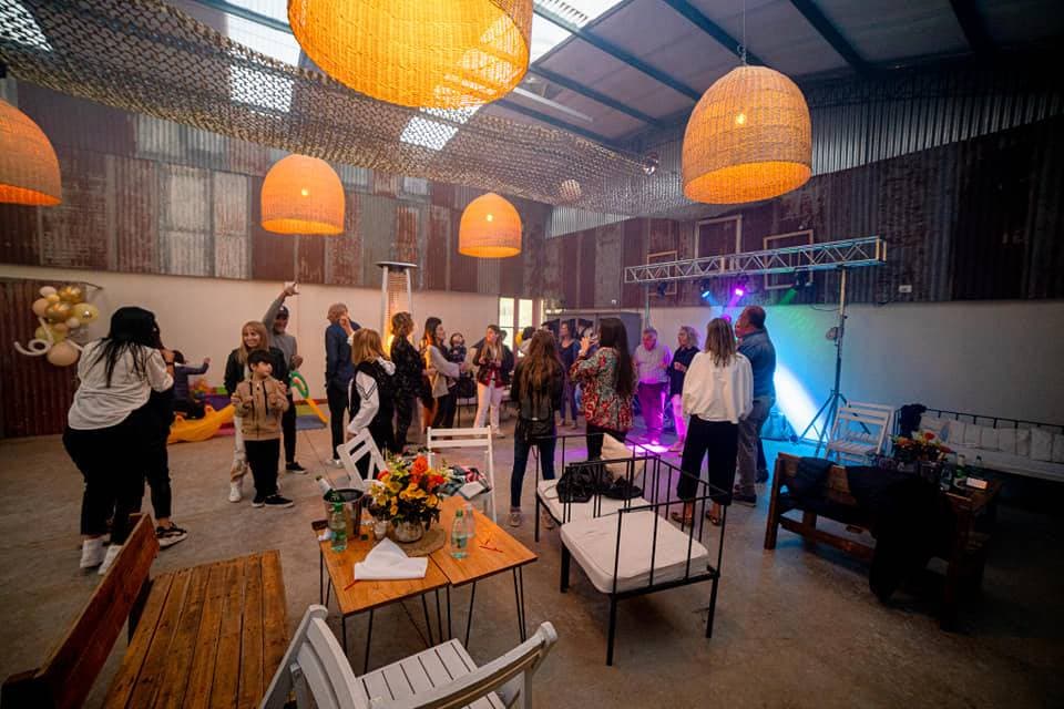 Galpón Lugar de reuniones by Tandil Eventos, espacio para eventos en Tandil