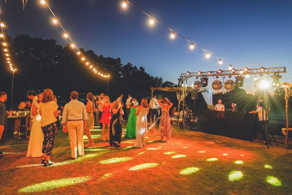 La Guapeada Eventos, espacio para eventos en Ingresando 150 Metros Del Acceso Sobre Ruta