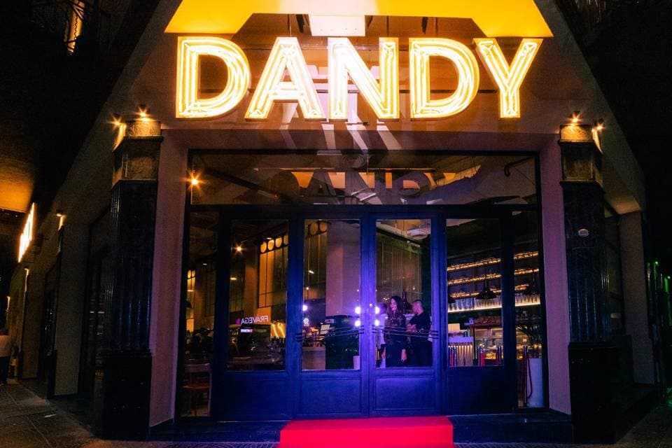 Dandy, ambiente para celebraciones