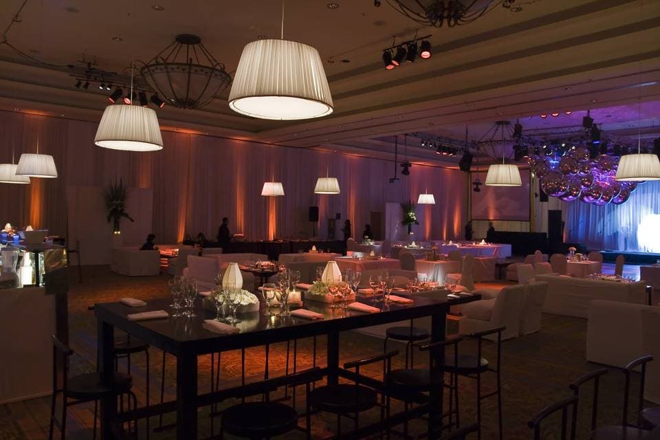 Casa DJ Eventos: dj e iluminacion para eventos