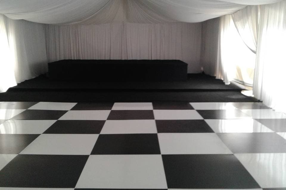 Aura Infraestructura: baños vip para eventos